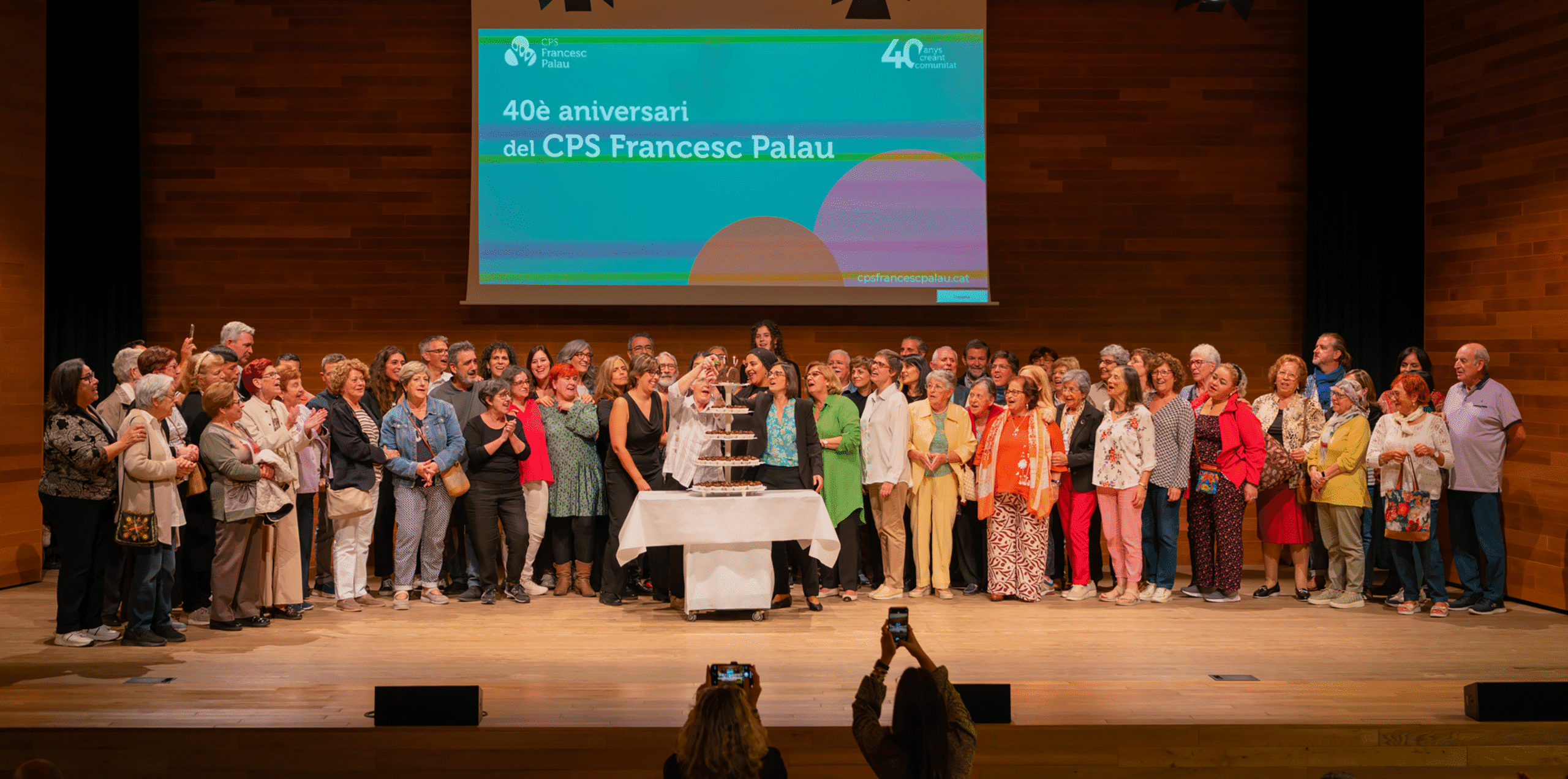 Celebrem 40 anys de compromís social i comunitari